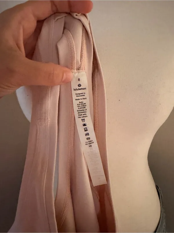 lululemon athletica Women's Blush Pink Scoop Neck Tank - Image 3