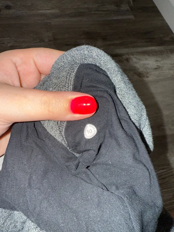 Lululemon Scuba Joggers - Image 3