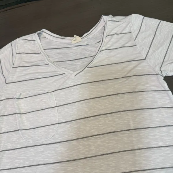 Mote Womens XL Striped V Neck Pocket T-Shirt Casual Short Sleeve Top‎ - Image 2