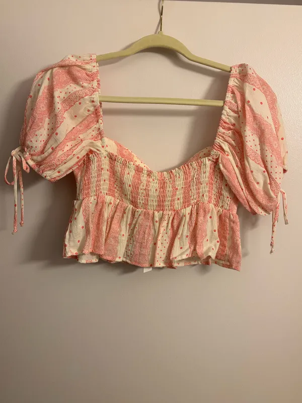 Olivaceous Red and White Linen Top - Image 2
