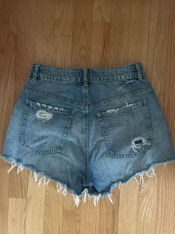 High Waisted Distressed Denim Shorts - Image 2