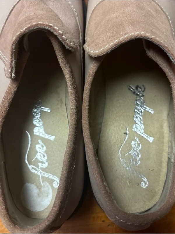 Free People Taupe and Light Brown Suede Leather Slip-On Loafers size 38 - Image 4