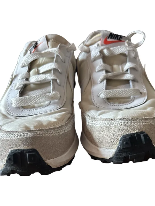 Nike Shoes Womens 7 Waffle Debut Athletic Running Sneakers White Suede Lace Up - Image 5