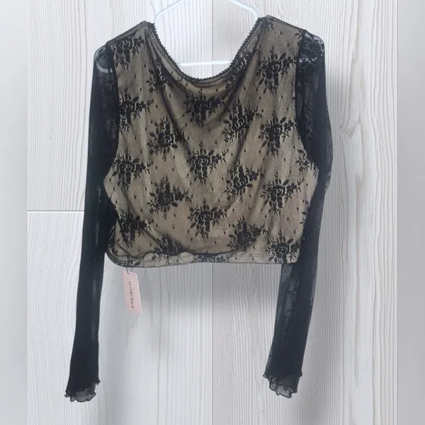 NWT SHEIN BAE Women’s Lace Cottagecore Crop Top - Image 3