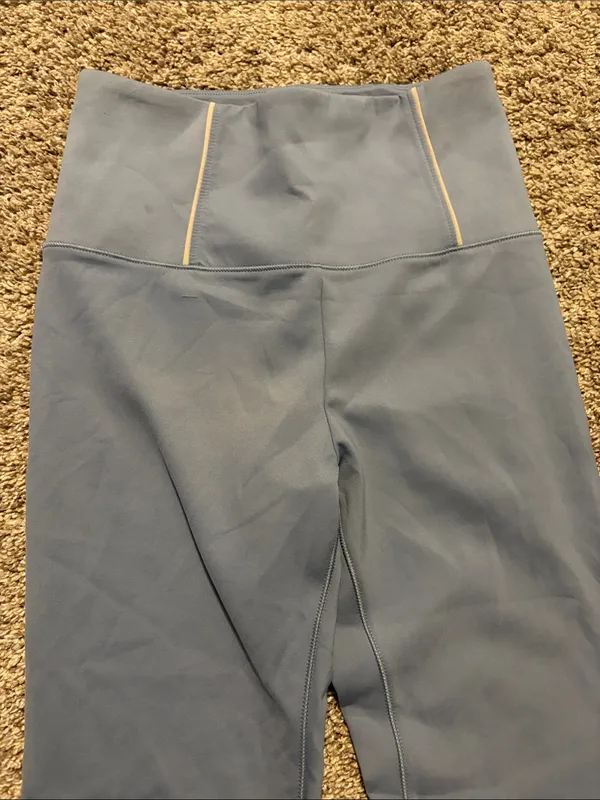 Vuori Women’s Evolve Lunar Blue Athletic Leggings Small - Image 5