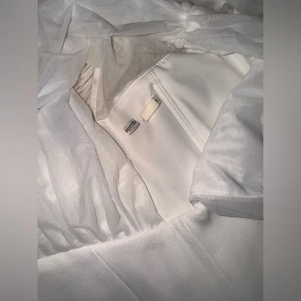 NWOT House of CB Yasmin White Plunge Midi Dress Long Sleeve sz S - Image 6