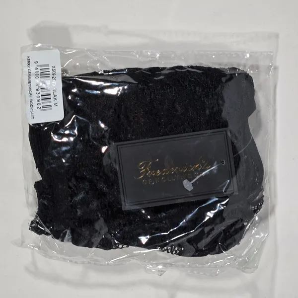 Frederick's of‎ Hollywood Kerry Asymmetrical Lace Bodysuit Lingerie Black M NWT - Image 4