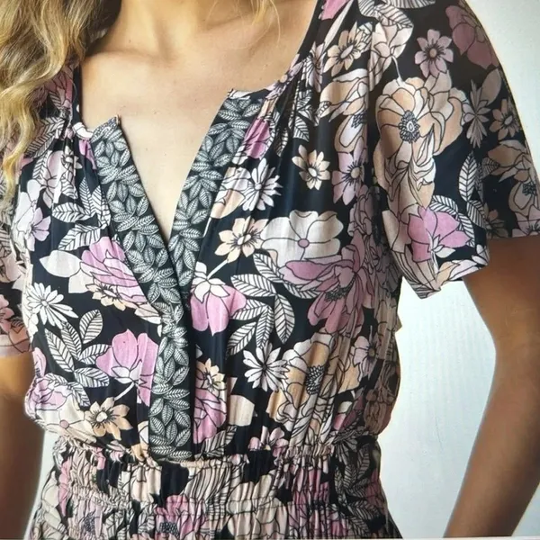 Natural Life Bella Maxi Dress M Boho Floral Smocked Waist Tiered Pockets Pink - Image 2