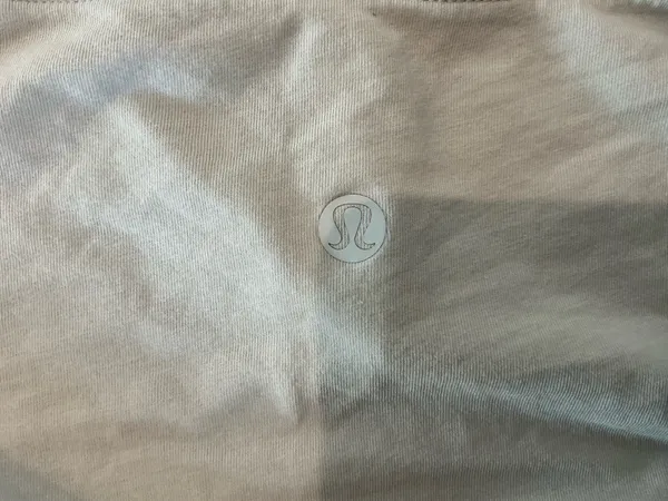 Lululemon shirt - Image 3