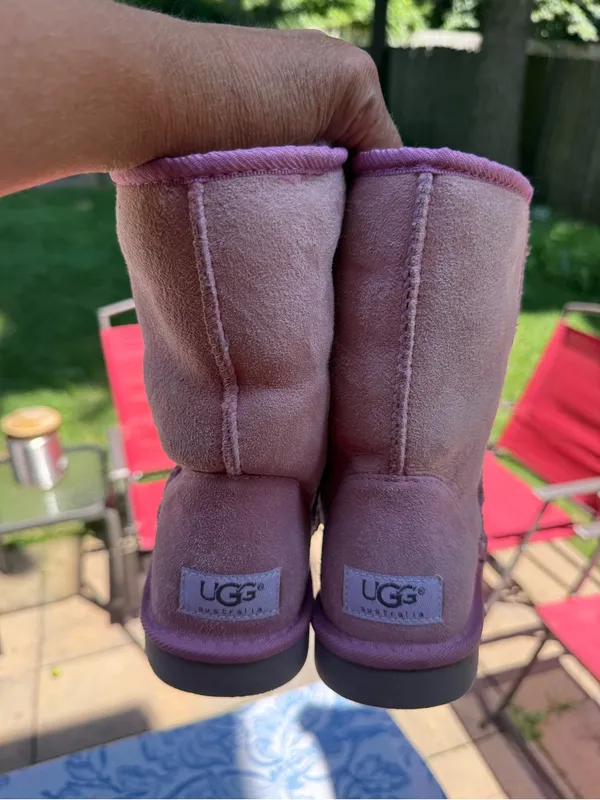 UGG Australia Womens Pink Suede Sheepskin Classic Short 5825 Boot Size 5 - Image 3