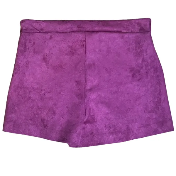 NWT Zara Velvet High-Waisted Purple Shorts Sz M‎ - Image 3