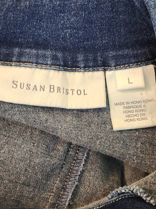 Susan Bristol Womens Cropped Jean Jacket with Raw Edge Trim Size Large - Image 8