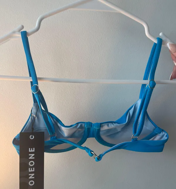 ONEONE Swim Blue Bikini Top - Image 2