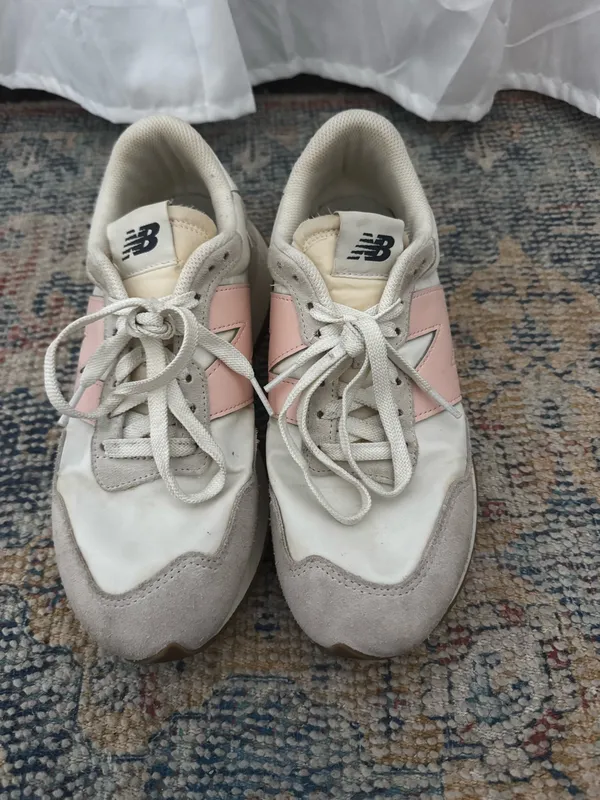 New Balance Shoes Women’s - Image 2