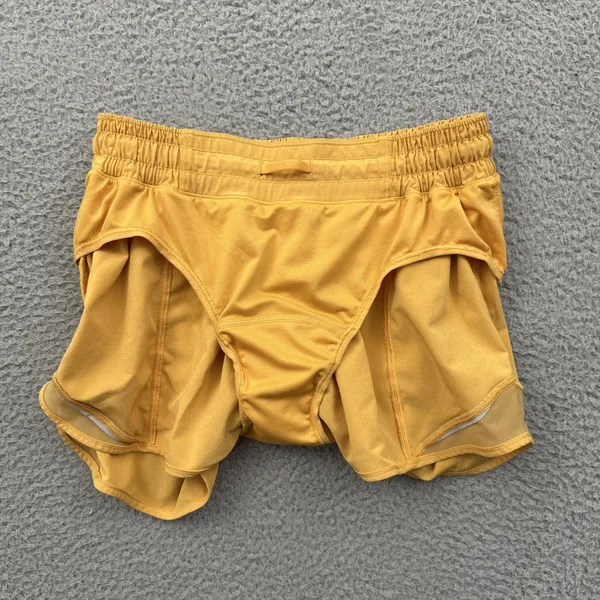 Lululemon Hotty Hot Shorts Low Rise 2.5" Mango Dream Orange Athletic Women's 4 - Image 3