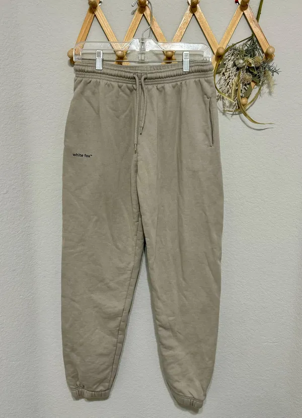 White Fox Cream Tan Baggy Sweatpants M - Image 3
