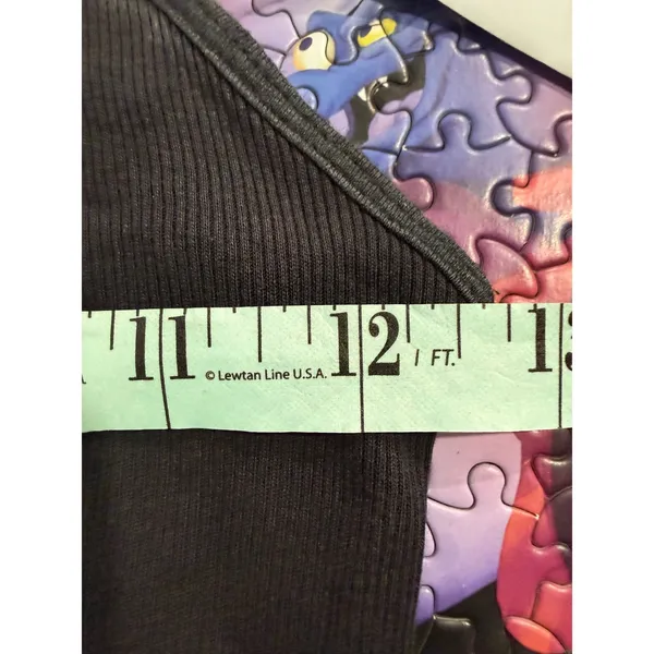 Lululemon Black Ribbed Racerback Tank‎ Top Cutout Detail Athletic Women's - Image 5