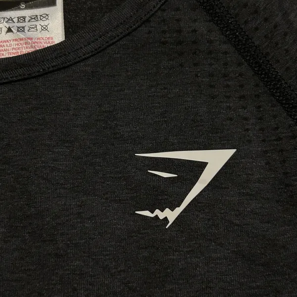 Gymshark Vital Seamless 2.0 Long Sleeve Crop Top Size Small Black Marl - Image 3