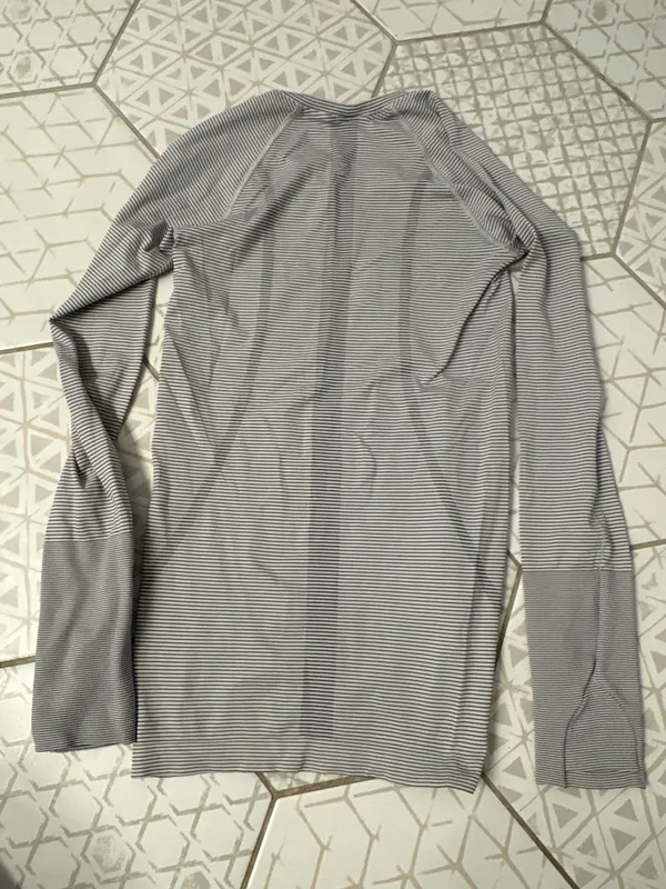 Lululemon Striped Long Swiftly Tech 2.0 - Image 2