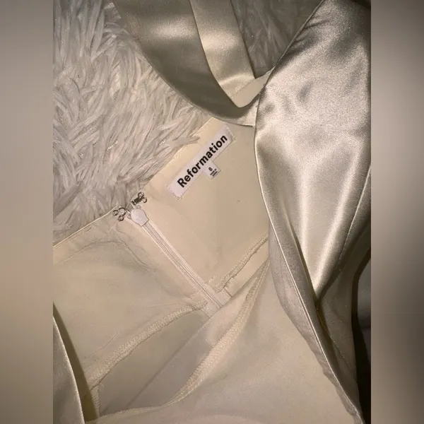 NEW REFORMATION Willy satin cream sleeveless gown Sz 8 - Image 4