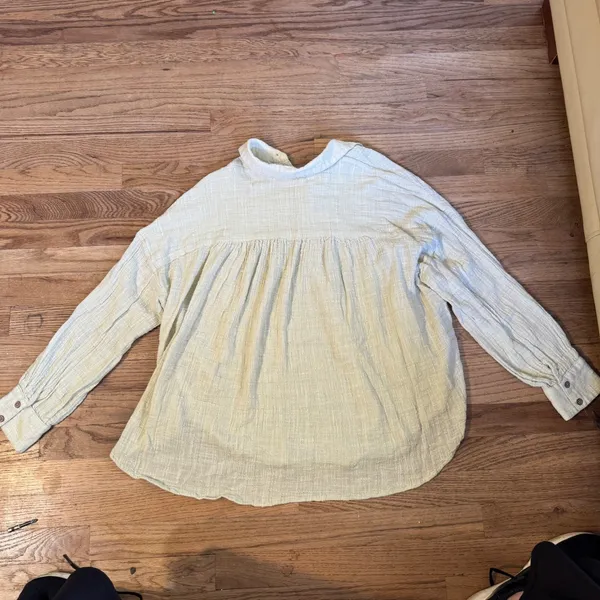 Free People We The Free Pale Green Gauze Button‎ Down Shirt Small S Oversized - Image 6