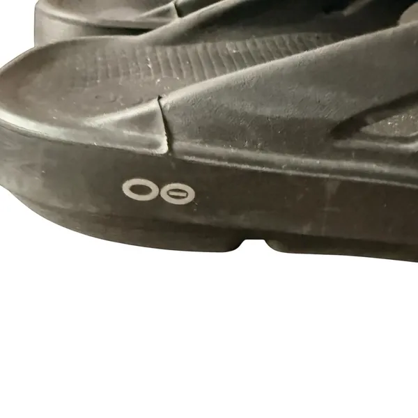 Oofos Ooriginal Thong Recovery Sandals Comfort Flip Flop- Black 2.0 size 8 - Image 5