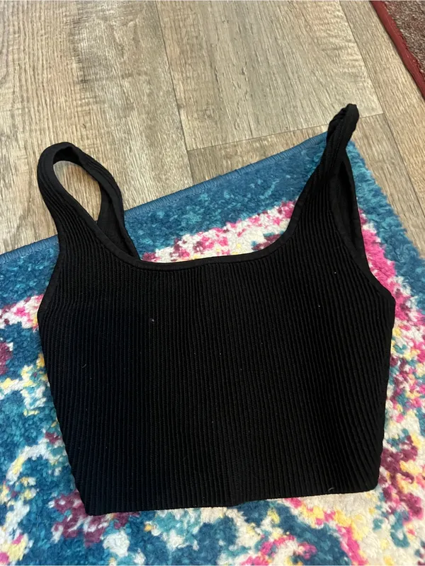 Aritzia Black Ribbed Square-Neck Crop Tank Top - Image 3
