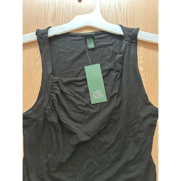 New Women’s Wild Fable Tank Top Lightweight Stretchy Black size Medium - Image 3