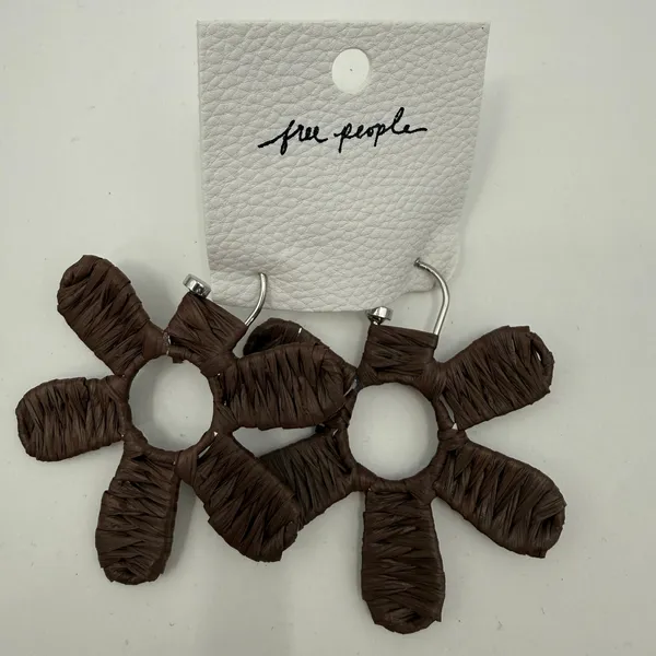 Free People Earrings NWT Woven Flower Hoops Chocolate Brown Hippie Boho Festival - Image 10