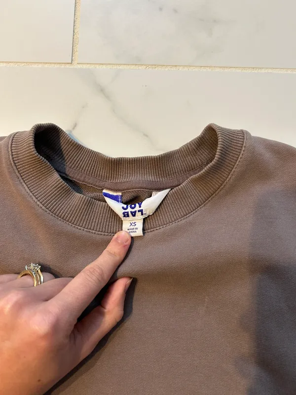 JoyLab Cropped Crewneck - Image 5