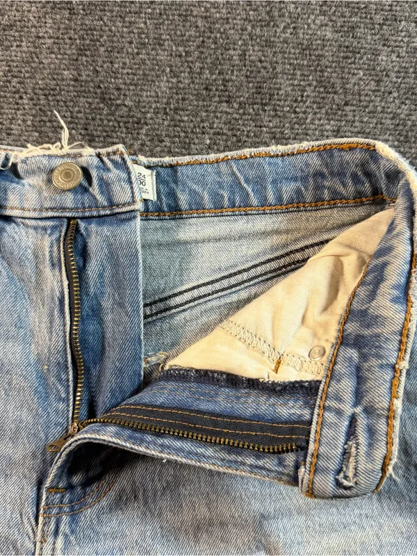 Abercrombie & Fitch The Mom Short High Rise 24 Denim Cutoffs Distressed Raw-hem - Image 6