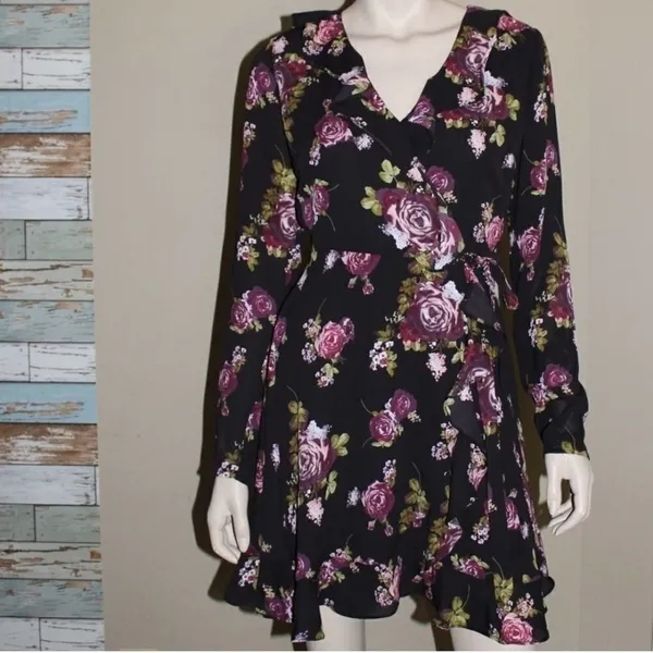 Takara Wrap Dress Spring Floral Ruffled‎ V Neck Size Small - Image 3