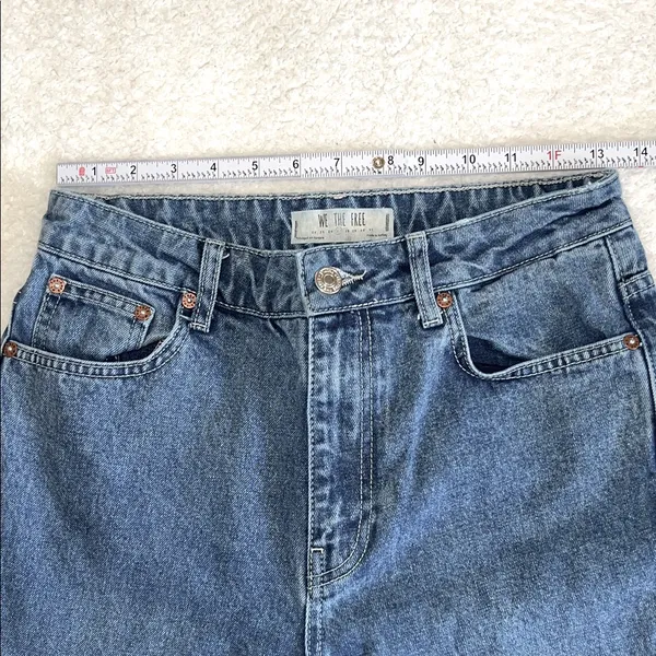 We The Free High-Rise Mom Jeans Blue‎ Size 27 - Image 3