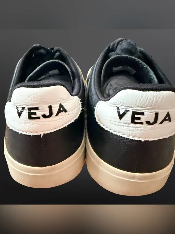 VEJA Campo Black & White Leather Sneakers — Women’s 10 - Image 8