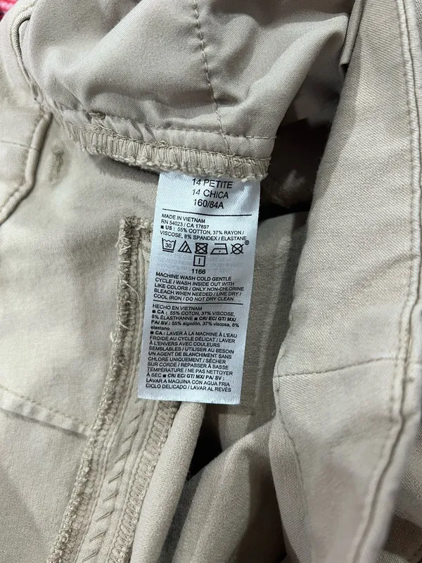 Old Navy High-Rise Pixie Straight Leg Pants (work pants) - Image 6