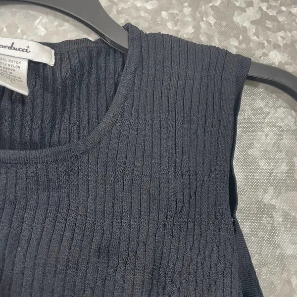 Carducci Black Ribbed Sleeveless Shell Top - Size Large - Cable Knit Accent - Image 2