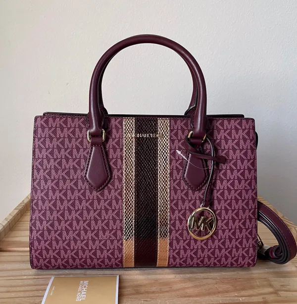 Michael Kors Purse - Image 3