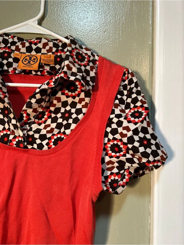 Tory Burch Women's Size Medium Twofer Sweater Blouse Coral Geometric‎ Collared - Image 4