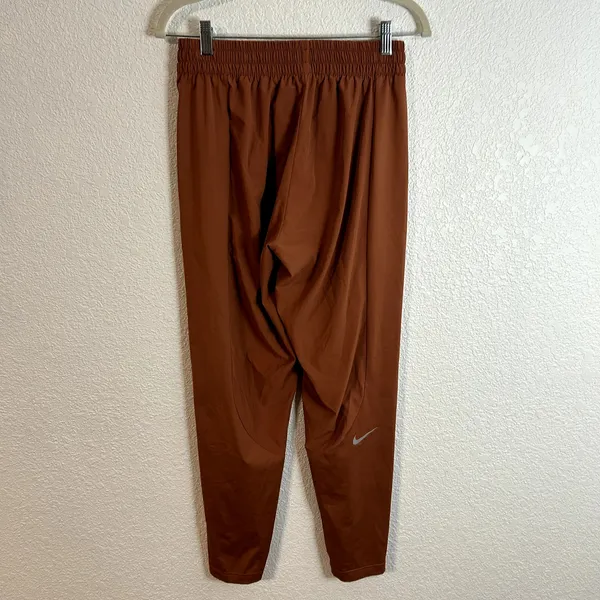 Nike Dri Fit Rip Stop Jogger Womens Size Medium Terracotta Dark Orange - Image 3