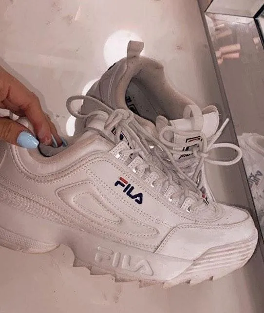 FILA White Shoes - Image 3