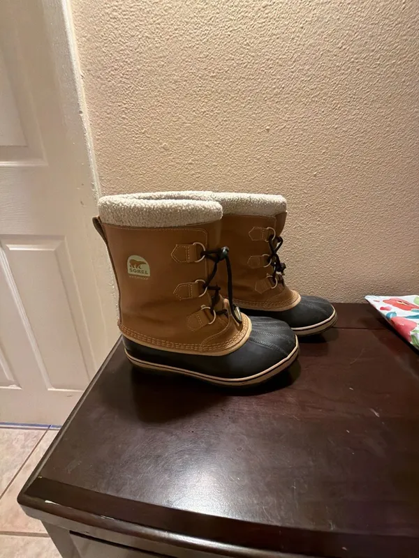 SOREL Vintage Winter Carnival Tan Boots Cozy Gorpcore Warm Fleece Lined - Image 3