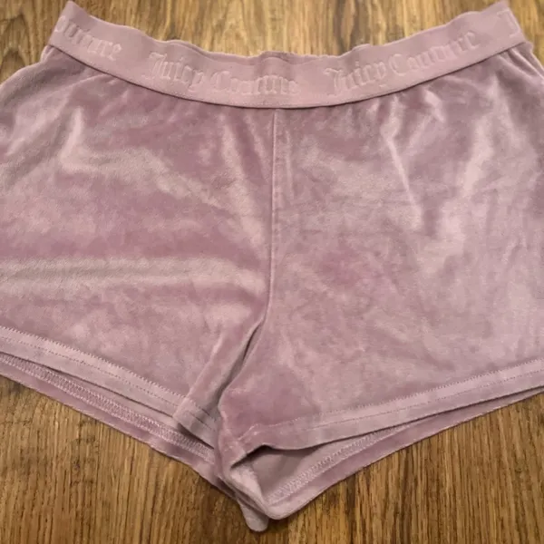 Juicy Couture Velour Sleep Shorts – Size M - Image 5
