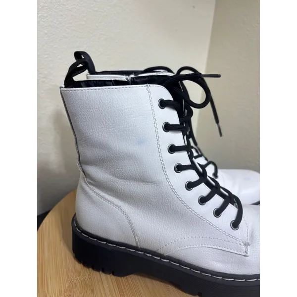 Sincerely Jules Combat Moto Boots 7.5 Harley White Black Lace Up Lug Sole - Image 2