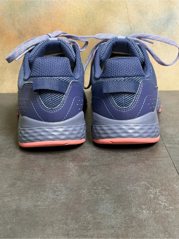 New Balance T410 Women's Wide Denim Blue Trail Running Shoes WT410CJ8 Size 7.5D - Image 8