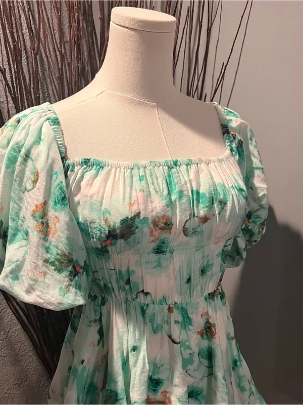 🌸Nwt Sky To Moon Green Floral Mini Dress Size Small🌸 - Image 4