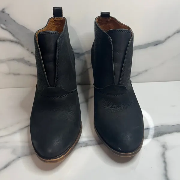Lucky Brand Women's Black Leather Ehleen Boots Sz 8 Festival Boho Minimalist - Image 2
