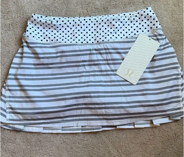 Vintage Lululemon Skirt - Image 2