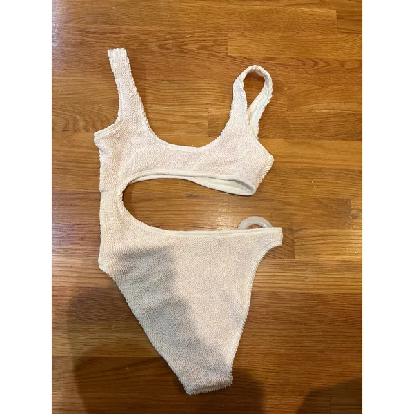 Strawberry Milk Mob Honeymoon One Piece Size Small‎ - Image 5