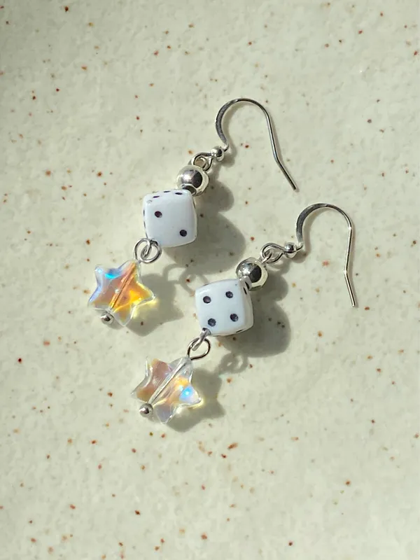 Handmade dice & star grunge funky y2k style dangle earrings 🎲⭐️ - Image 3