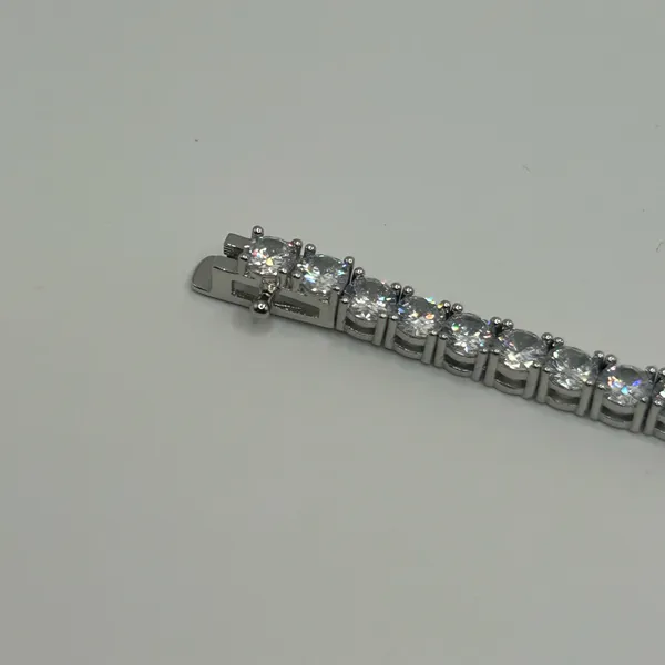 Kay Jewelers Moissanite Tennis Bracelet Silver 5mm 9 Inch Brand New VVS1 Crazy Shine No Pass - Image 5